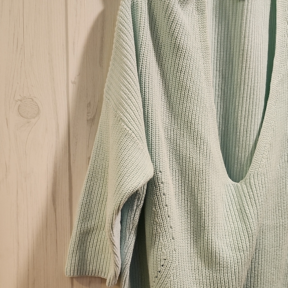 Express Light Green Ribbed Sweater - Picture 4 of 8